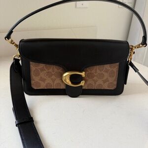 Coach Tabby Shoulder Bag 26 In Signature Canvas Tan/Black 91215